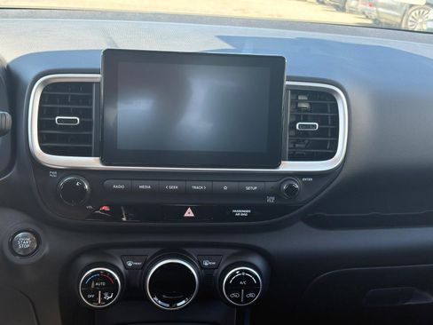 New 2026 Hyundai Venue SEL image 21