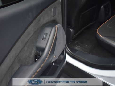 Certified 2022 Ford Mustang Mach-E GT image 9