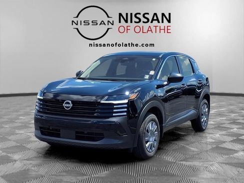 Used 2026 Nissan Kicks S FWD image 1