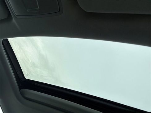 Used 2020 Acura TLX image 25