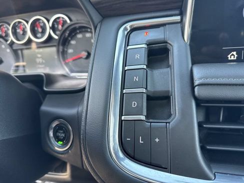 Used 2021 Chevrolet Tahoe Z71 w/ Z71 Signature Package AWD/4WD image 33