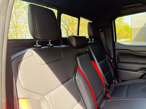 Certified 2025 Ford Ranger Raptor AWD/4WD image 19