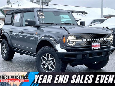 Used 2024 Ford Bronco Badlands image 1