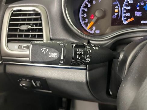 Used 2019 Jeep Grand Cherokee Limited AWD/4WD image 23