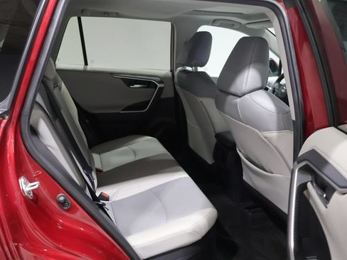 Used 2021 Toyota RAV4 Limited AWD/4WD image 20