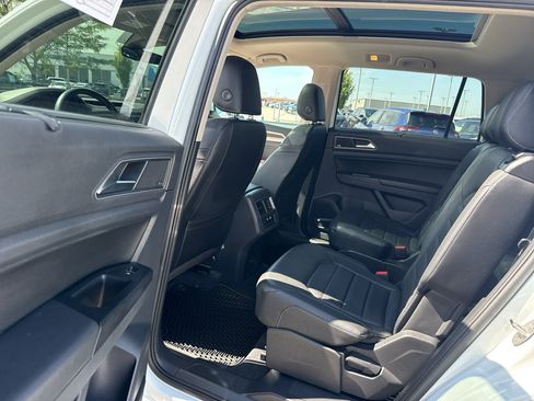 Used 2019 Volkswagen Atlas SEL Premium AWD/4WD image 32