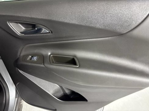 Used 2024 Chevrolet Equinox LT FWD image 21