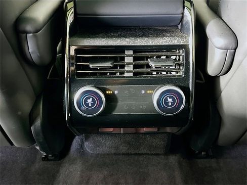 Used 2024 Land Rover Range Rover Sport Dynamic SE image 25