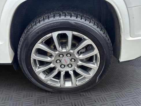 Used 2023 GMC Acadia Denali w/ Denali Ultimate Package image 30