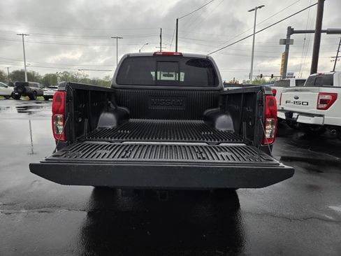 Used 2019 Nissan Frontier SV AWD/4WD image 32