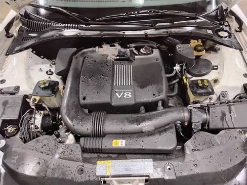 Used 2002 Ford Thunderbird RWD image 9