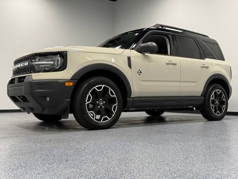 Used 2025 Ford Bronco Sport Outer Banks w/ Outer Banks Tech Package+ AWD/4WD image 5