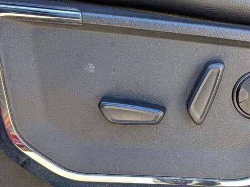 Used 2023 Ford F250 Lariat w/ Sport Appearance Package image 11