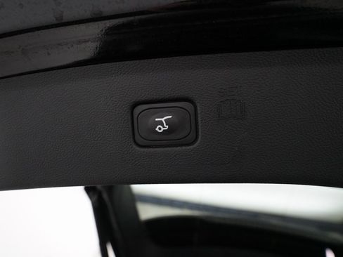 Used 2024 Ford Edge SEL w/ Convenience Package image 15