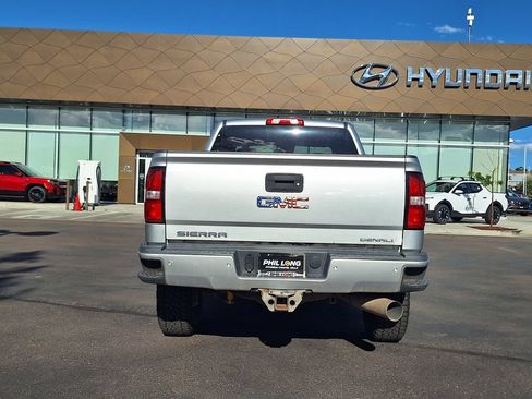 Used 2017 GMC Sierra 3500 Denali w/ Duramax Plus Package AWD/4WD image 4
