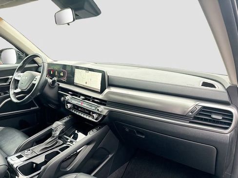 Certified 2023 Kia Telluride S w/ S Sunroof Package image 34