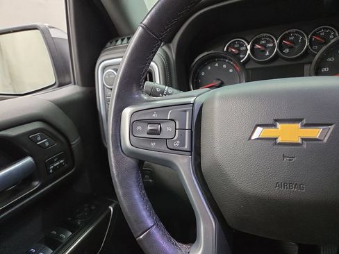 Used 2022 Chevrolet Silverado 1500 LTZ AWD/4WD image 18