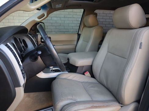 Used 2008 Toyota Sequoia Limited AWD/4WD image 17