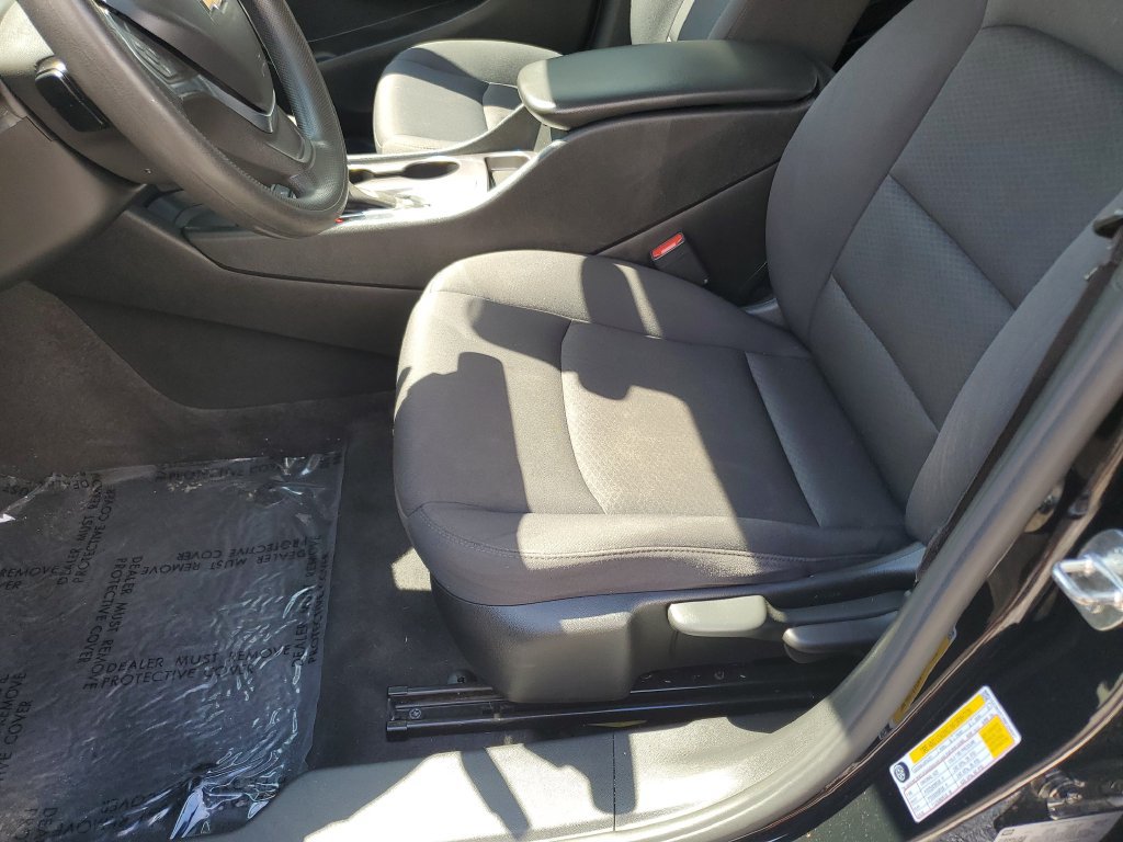 Used 2022 Chevrolet Malibu LS FWD image 19
