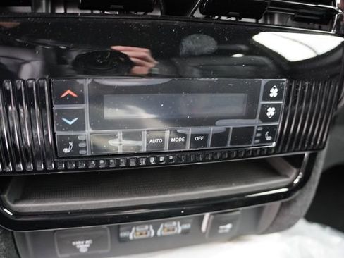New 2026 Jeep Grand Wagoneer Limited w/ Convenience Group I AWD/4WD image 14