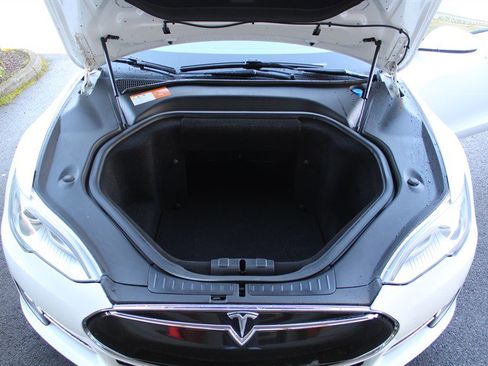 Used 2013 Tesla Model S Performance RWD image 33