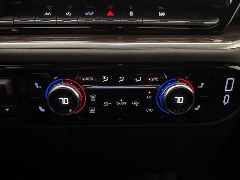 New 2026 GMC Sierra 1500 Elevation AWD/4WD image 30