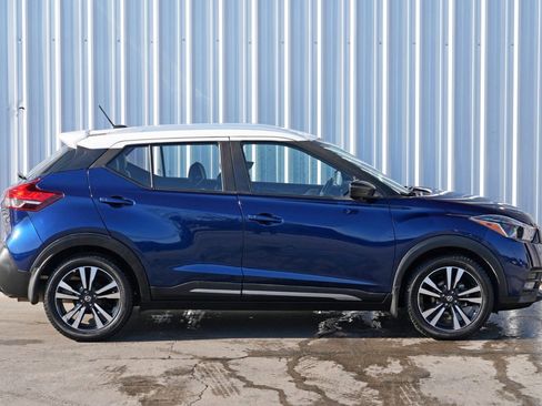 Used 2020 Nissan Kicks SR w/ SR Premium Package image 43