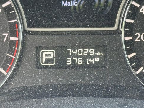 Used 2015 Nissan Altima 2.5 SL FWD image 11