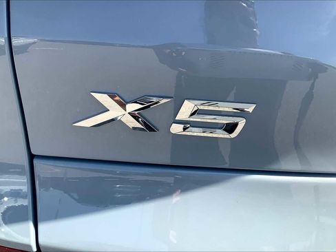 Used 2026 BMW X5 xDrive50e w/ M Sport Package image 15