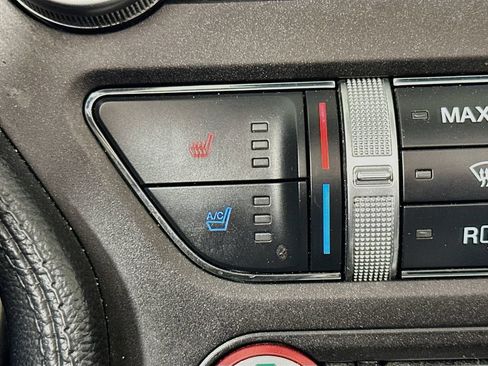 Used 2021 Ford Mustang Premium RWD image 23