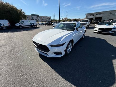 New 2026 Ford Mustang Coupe image 3