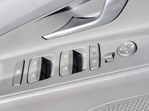 Certified 2026 Hyundai Elantra SEL Sport Premium FWD image 16