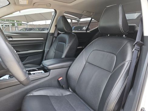 Certified 2025 Nissan Altima 2.5 SL FWD image 13