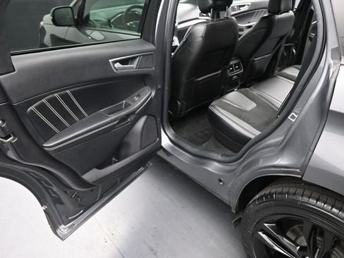 Used 2021 Ford Edge ST w/ Equipment Group 401A AWD/4WD image 16