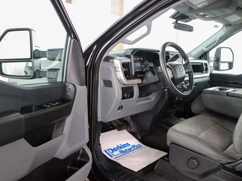 Used 2023 Ford F350 XL w/ XL Chrome Package image 3