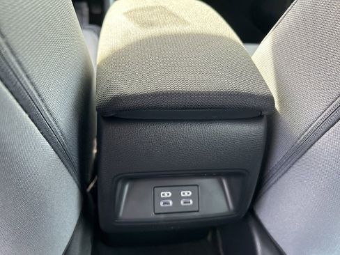 New 2026 Toyota Corolla SE image 9