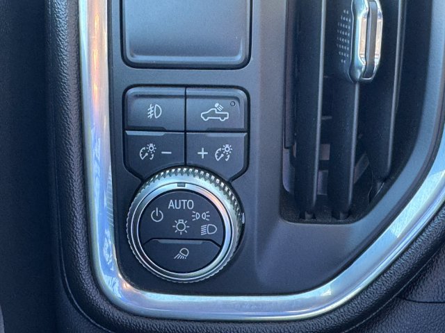 Certified 2020 GMC Sierra 1500 SLT w/ SLT Premium Plus Package RWD image 23