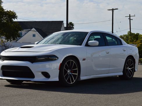 Used 2016 Dodge Charger R/T Scat Pack w/ Driver Confidence Group image 3