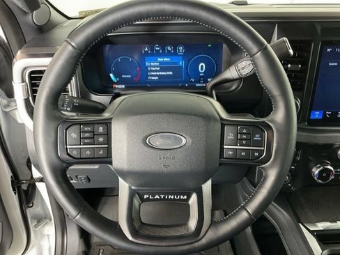 Certified 2025 Ford F350 Platinum w/ Tremor Off-Road Package AWD/4WD image 20