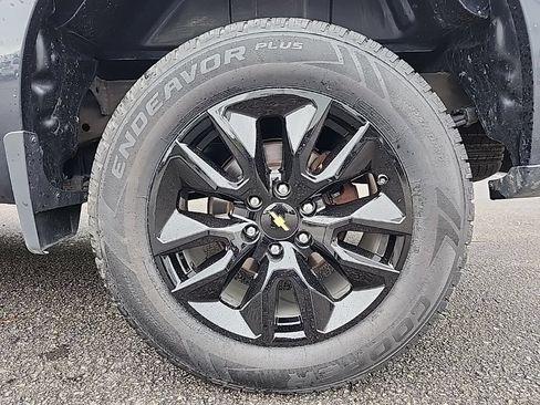 Used 2023 Chevrolet Silverado 1500 Custom AWD/4WD image 21