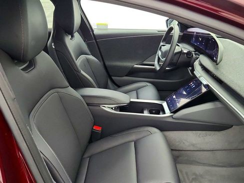 Used 2023 Lucid Air Pure RWD image 26