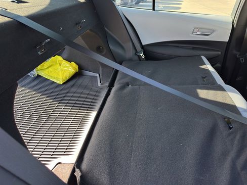 Used 2024 Toyota Corolla SE w/ SE Premium Package image 33