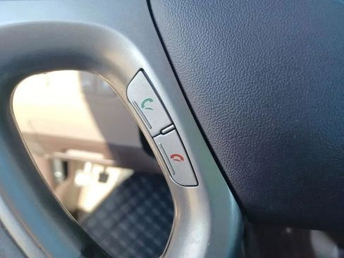 Used 2011 Hyundai Tucson Limited FWD image 16