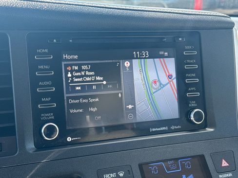 Used 2020 Toyota Sienna XLE w/ XLE Navigation Package AWD/4WD image 26