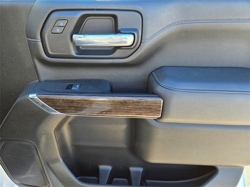 Used 2022 GMC Sierra 3500 SLE w/ SLE Value Package image 22