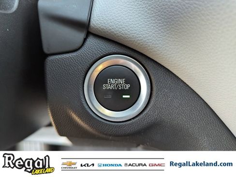 Used 2024 Chevrolet Equinox LS w/ LS Convenience Package image 23