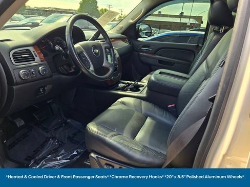 Used 2013 Chevrolet Tahoe LTZ AWD/4WD image 29