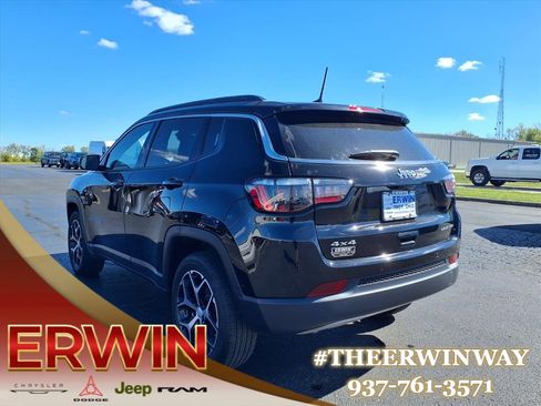 Certified 2024 Jeep Compass Limited image 11