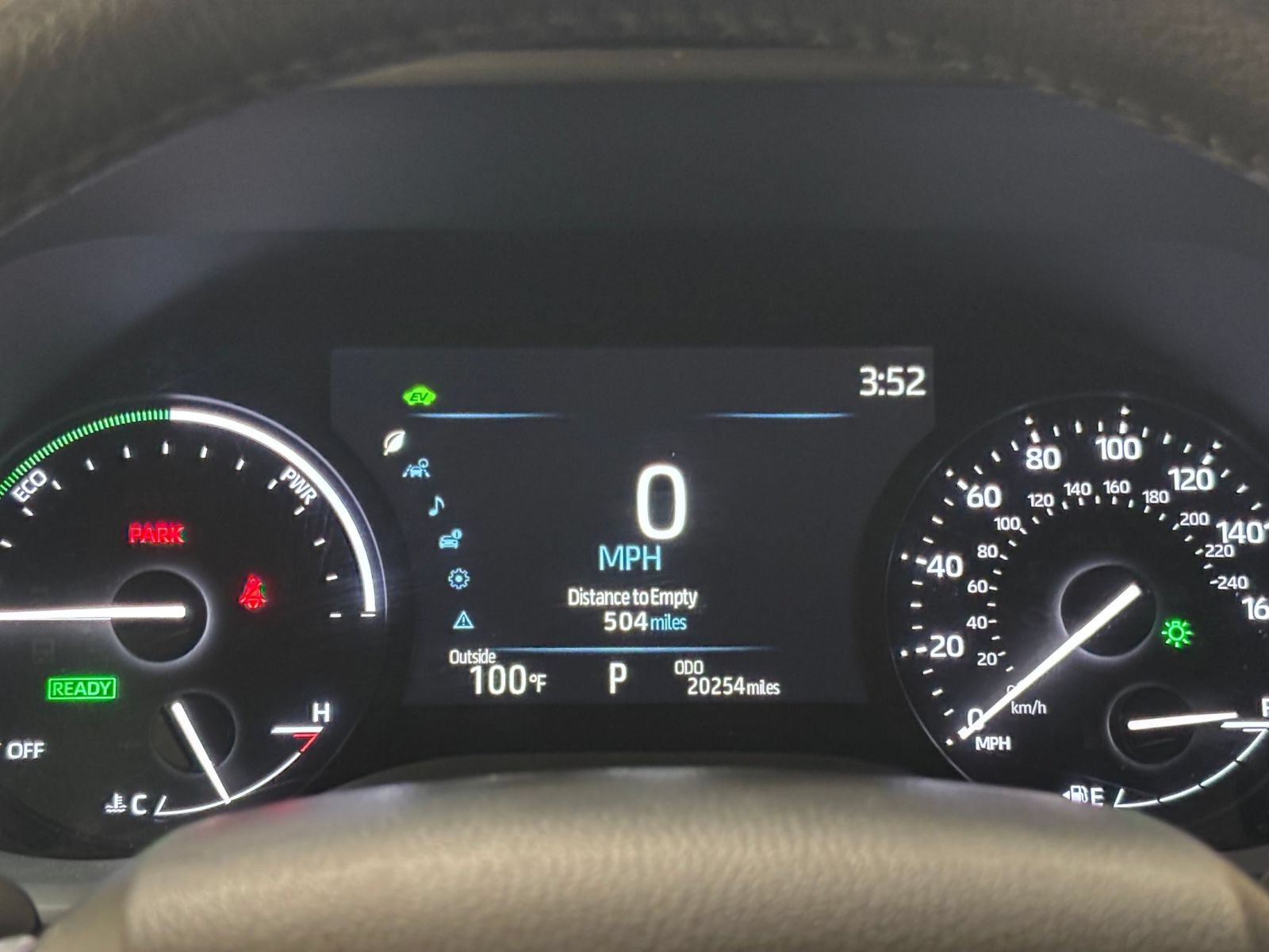 Used 2025 Toyota Sienna XLE FWD image 42