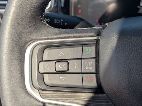 Used 2023 Jeep Wagoneer Series III w/ Preferred Equipment Group image 25